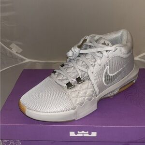 Nike Women's Metallic Silver Athletic Shoes